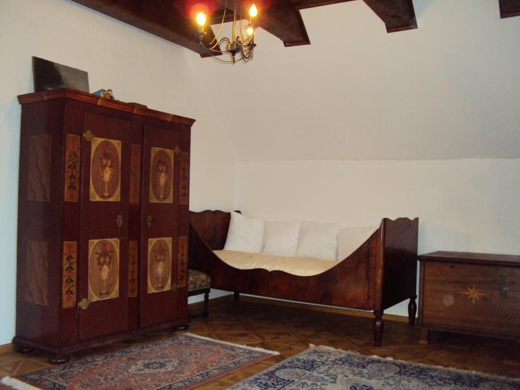 Castle Kastiel Kotesova Apartment Room photo